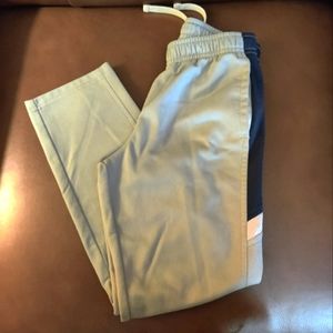 Athletic pants